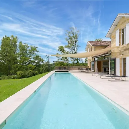 Sainte-colombe-en-bruilhois Sleeps 8 Pool