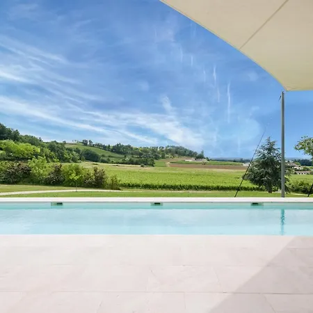 Sainte-colombe-en-bruilhois Sleeps 8 Pool Sainte-Colombe (Gironde)